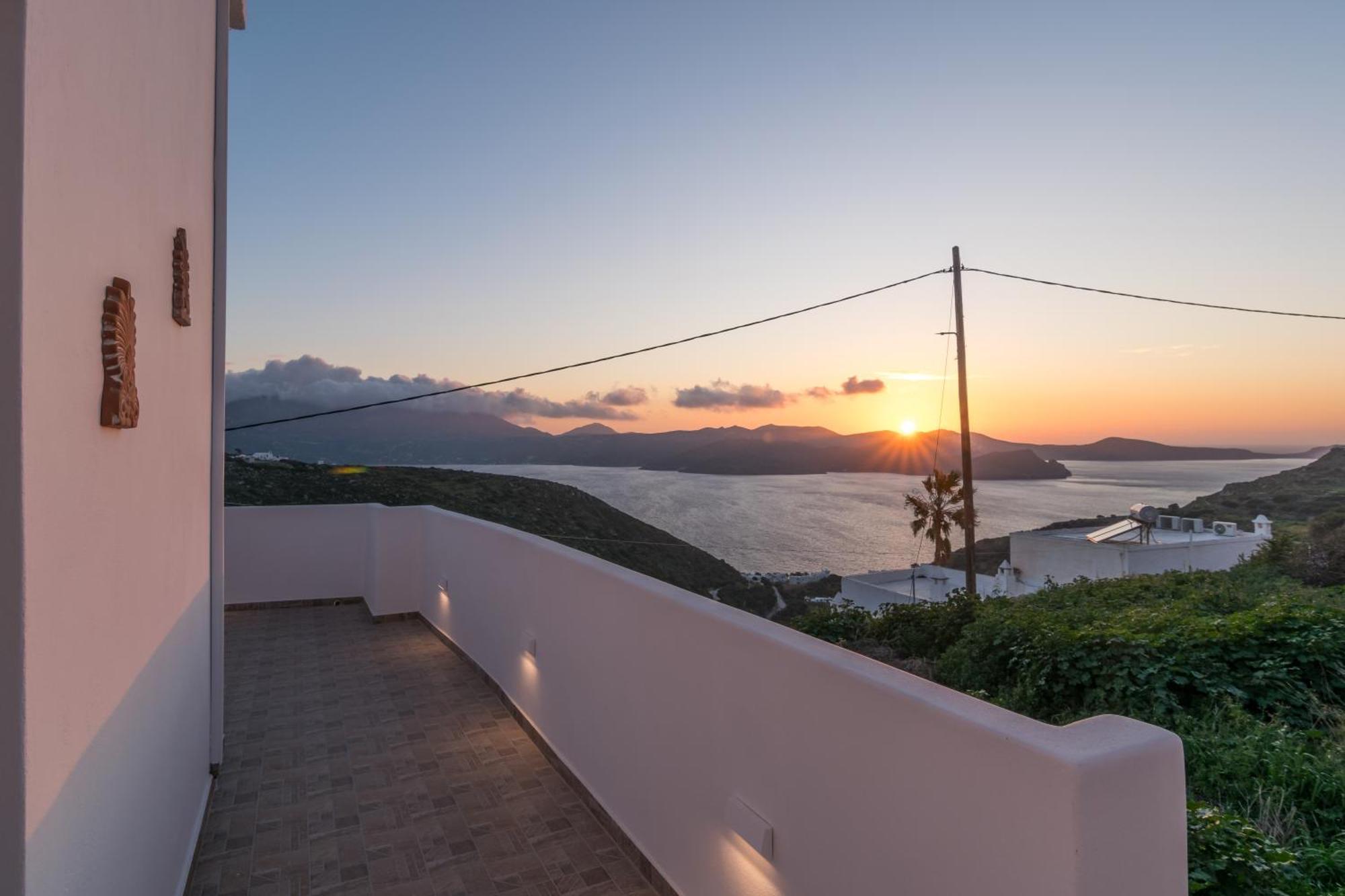 Malum Sunset View *